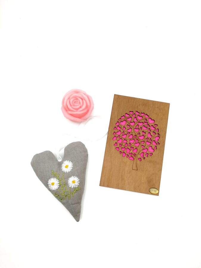 Gift Set "Tree of hearts " (hand soap -rose, lavender heat, wooden greeting card) 