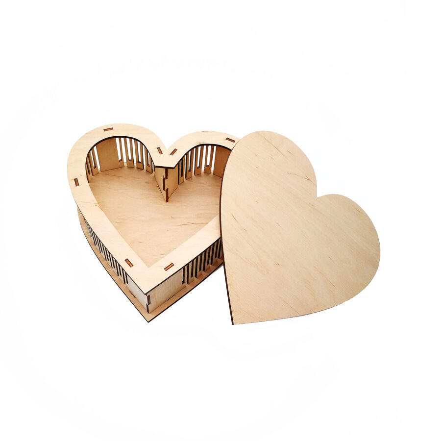 Wooden box "Heart"