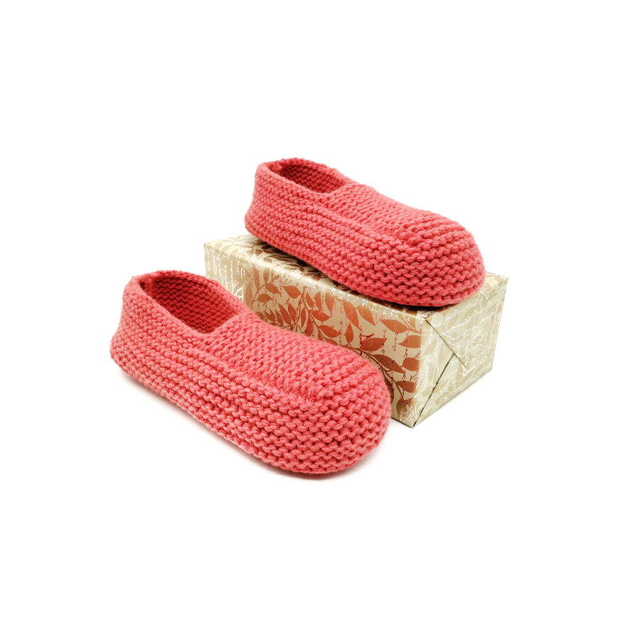 Knitted slippers (pink). Size: 36-37