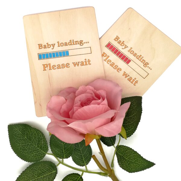 Wooden greeting card "Baby lading, please wait"