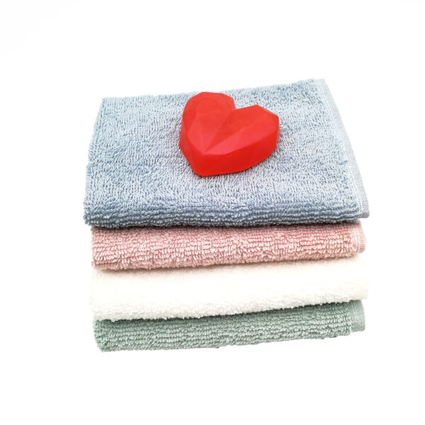 Hand soap "Heart" with hand towel 